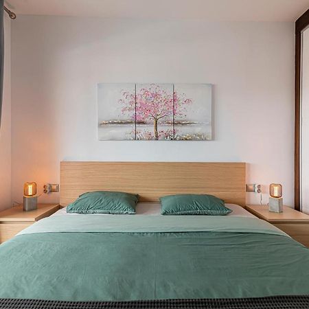 Go2Tenerife Apart'Madera Terrace, Swimming Pool & Parking Costa Adeje  Εξωτερικό φωτογραφία
